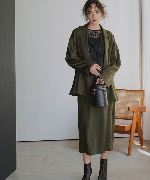 Callarus（カラルス）の「ノーカラージャケットアシメフリンジ使いレースワンピースドレスアンサンブル〔Callarus〕（セットアップ・レディース・ブラック/カーキ/チャコールグレー・LL/M/L）」の5枚目の写真