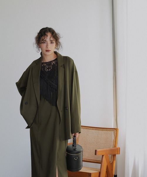 Callarus（カラルス）の「ノーカラージャケットアシメフリンジ使いレースワンピースドレスアンサンブル〔Callarus〕（セットアップ・レディース・ブラック/カーキ/チャコールグレー・LL/M/L）」の6枚目の写真