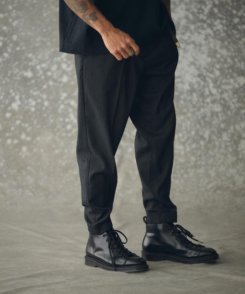 THEOREM(セオレム)の「mp14227- Turn up TR Stripe Tapered Pants ピンストライプテーパードスラックス パンツ(TRM25-P023A)(スラックス・メンズ・ブラック系その他/ネイビー系/グレー系その他・S/M/L/XL)」の10枚目の写真