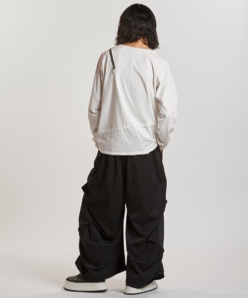 NO ID.(ノーアイディ)の「mlt5436- マルチシームZIP-PO カットソー(857006-331T)(Tシャツ/カットソー・メンズ・グレー/ブラック/ホワイト・1/2)」の16枚目の写真