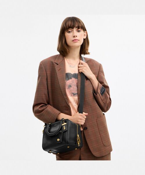 COACH（コーチ）の「キューブ ローグ バッグ 20（ショルダーバッグ