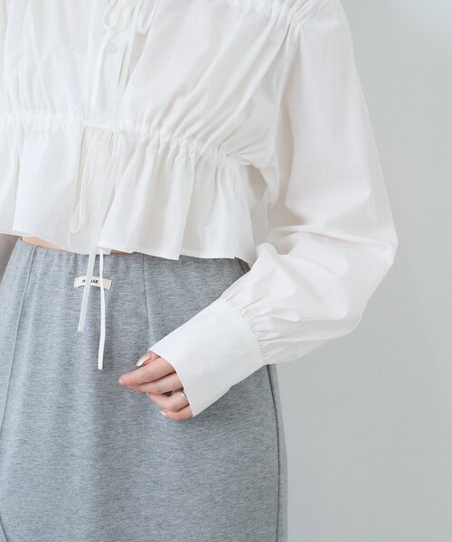 Kastane(カスタネ)の「フロントリボンシャツ(シャツ/ブラウス・レディース・グレー/アイボリー/サックスブルー・FREE)」の8枚目の写真