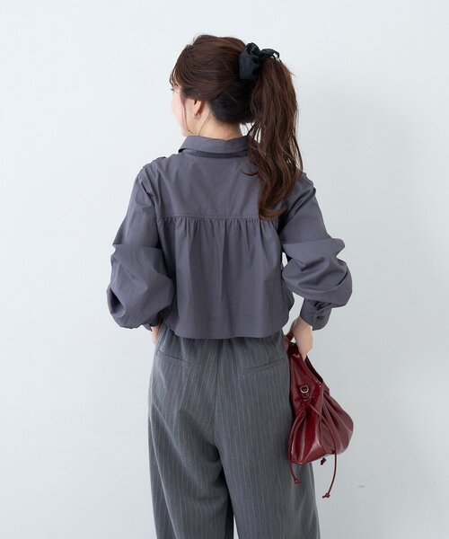 Kastane(カスタネ)の「フロントリボンシャツ(シャツ/ブラウス・レディース・グレー/アイボリー/サックスブルー・FREE)」の15枚目の写真