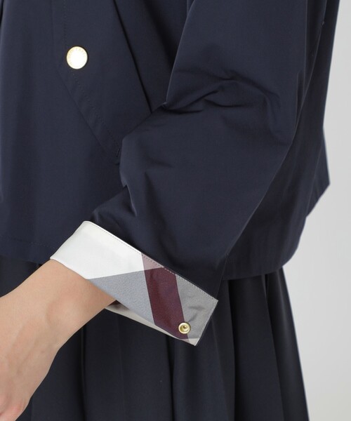 BLUE LABEL CRESTBRIDGE（ブルーレーベルクレストブリッジ）の「コーデュロイカラーブルゾン（ブルゾン・レディース・ベージュ/ネイビー・38/36）」の8枚目の写真