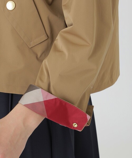 BLUE LABEL CRESTBRIDGE（ブルーレーベルクレストブリッジ）の「コーデュロイカラーブルゾン（ブルゾン・レディース・ベージュ/ネイビー・38/36）」の16枚目の写真