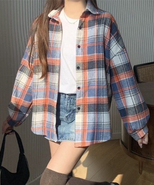 yuue' ( wear )(ユーイ)の「オーバーサイズ起毛チェック柄シャツ(シャツ/ブラウス・レディース・ネイビー/オレンジ/レッド/ブラック/ブルー・FREE)」の22枚目の写真