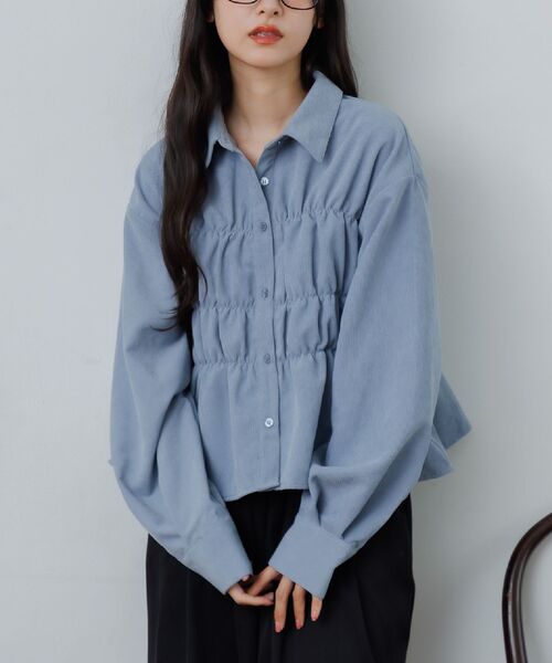RETRO GIRL（レトロガール）の「コーデュロイギャザーシャツ（シャツ/ブラウス・レディース・ブラウン/ブルー/ナチュラル・FREE）」の3枚目の写真