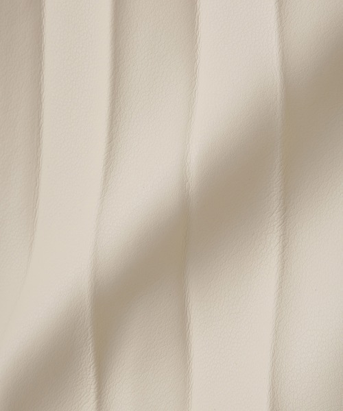 QUEENS COURT（クイーンズコート）の「シープナッパチョウプリーツスカート（スカート・レディース・ブラック/アイボリー・M）」の16枚目の写真