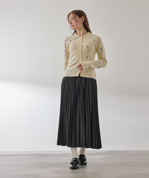 QUEENS COURT（クイーンズコート）の「シープナッパチョウプリーツスカート（スカート・レディース・ブラック/アイボリー・M）」の21枚目の写真