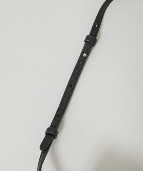 YAHKI（ヤーキ）の「YAHKI/SHRINK SOFT W FACE ショルダーバッグ（ショルダーバッグ・レディース・グレー/ブラック・FREE）」の6枚目の写真