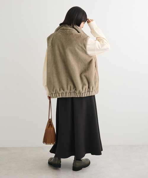 Green　Parks（グリーンパークス）の「スタンドカラーZIPファーベスト（ベスト・レディース・その他6/チャコールグレー・FREE）」の5枚目の写真