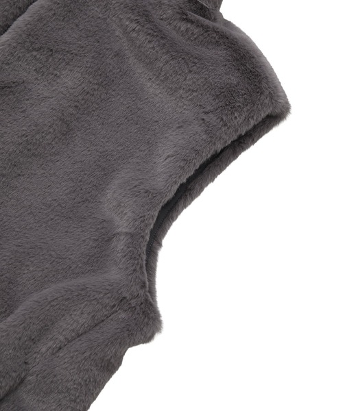 Green　Parks（グリーンパークス）の「スタンドカラーZIPファーベスト（ベスト・レディース・その他6/チャコールグレー・FREE）」の18枚目の写真