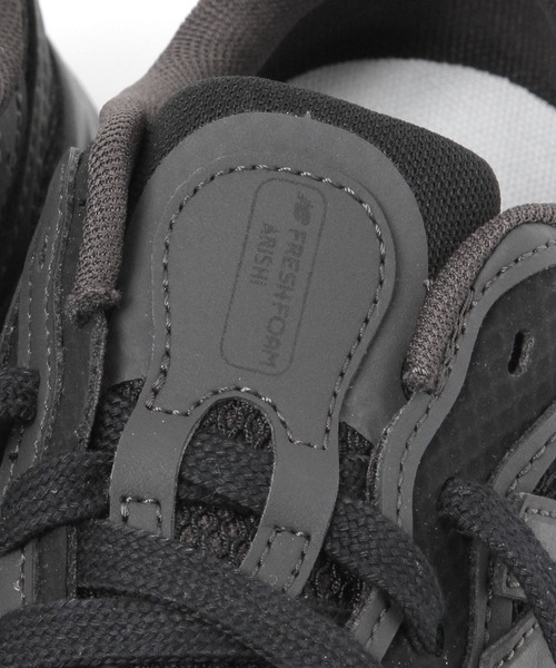 NEW BALANCE（ニューバランス）の「new balance（ニューバランス）FRESH FOAM ARISHI V4(WOMENS)（スニーカー・レディース・ブラック/グレー・MEDIUM/LARGE）」の9枚目の写真