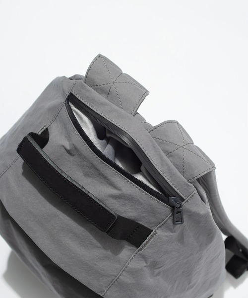 F/CE. (エフシーイー)の「F/CE./エフシーイー KONBU NYLON DAY PACK 22L(バックパック/リュック・メンズ・ブラック/グレー・FREE)」の17枚目の写真