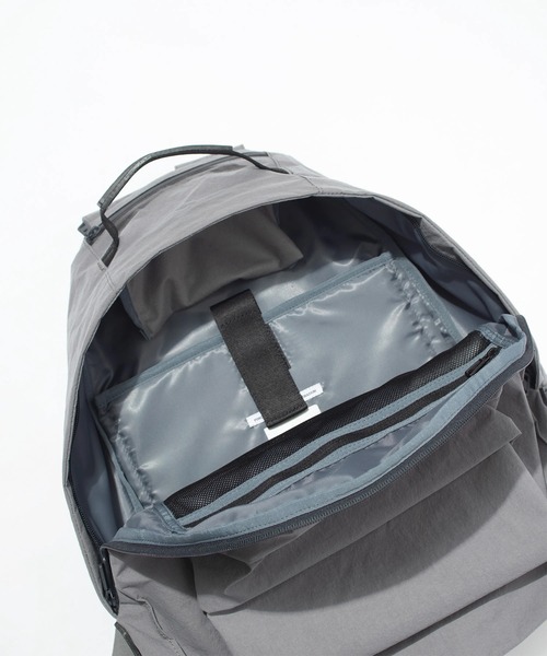 F/CE. (エフシーイー)の「F/CE./エフシーイー KONBU NYLON DAY PACK 22L(バックパック/リュック・メンズ・ブラック/グレー・FREE)」の18枚目の写真