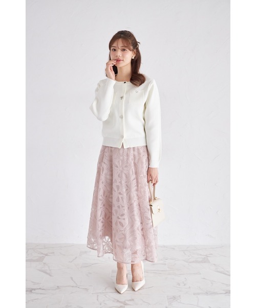 tocco closet(トッコ クローゼット)の「【ZOZO限定】ビジューアソートボタン長袖カーディガン(カーディガン/ボレロ・レディース・アイボリー/ピンクベージュ/チャコール/グレイッシュベージュ・M)」の8枚目の写真