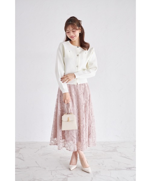 tocco closet(トッコ クローゼット)の「【ZOZO限定】ビジューアソートボタン長袖カーディガン(カーディガン/ボレロ・レディース・アイボリー/ピンクベージュ/チャコール/グレイッシュベージュ・M)」の6枚目の写真