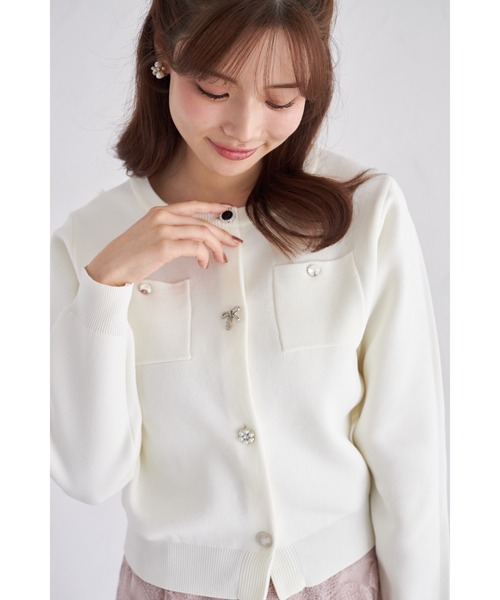 tocco closet(トッコ クローゼット)の「【ZOZO限定】ビジューアソートボタン長袖カーディガン(カーディガン/ボレロ・レディース・アイボリー/ピンクベージュ/チャコール/グレイッシュベージュ・M)」の15枚目の写真