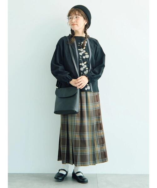 Samansa Mos2(サマンサ モスモス)の「【WEB限定】花柄刺繍ブラウス(シャツ/ブラウス・レディース・キナリ/モカ/ブラック・F)」の6枚目の写真