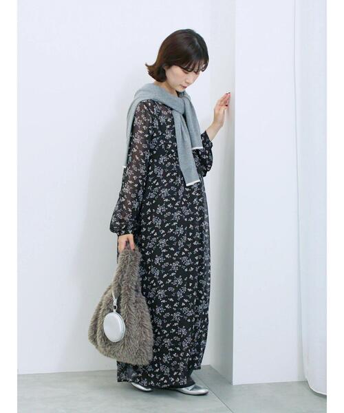 Samansa Mos2 blue（サマンサモスモスブルー）の「◎花柄ワンピース（ワンピース・レディース・ブラック/キナリ/ブラウン・F）」の11枚目の写真