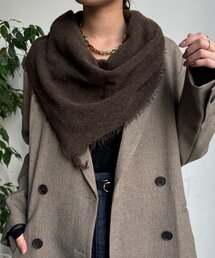 DouDou(ドゥドゥ)のウール三角ストール(ストール/ショール)