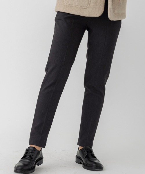 AJUGA.（アジュガ）の「ストレッチテーパードパンツ（スラックス・レディース・ブラック/グレー・S/M）」の2枚目の写真