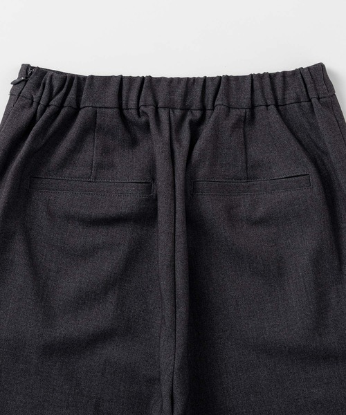 AJUGA.（アジュガ）の「ストレッチテーパードパンツ（スラックス・レディース・ブラック/グレー・S/M）」の8枚目の写真