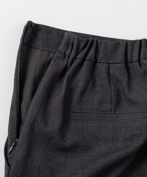 AJUGA.（アジュガ）の「ストレッチテーパードパンツ（スラックス・レディース・ブラック/グレー・S/M）」の9枚目の写真