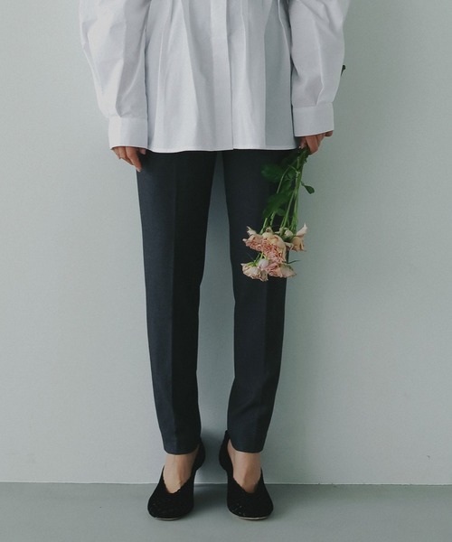 AJUGA.（アジュガ）の「ストレッチテーパードパンツ（スラックス・レディース・ブラック/グレー・S/M）」の11枚目の写真
