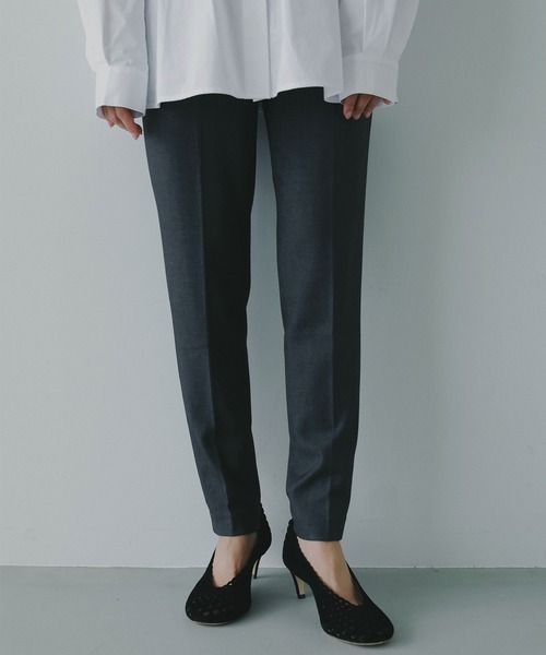 AJUGA.（アジュガ）の「ストレッチテーパードパンツ（スラックス・レディース・ブラック/グレー・S/M）」の12枚目の写真