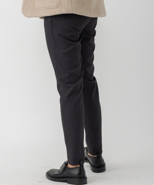 AJUGA.（アジュガ）の「ストレッチテーパードパンツ（スラックス・レディース・ブラック/グレー・S/M）」の17枚目の写真