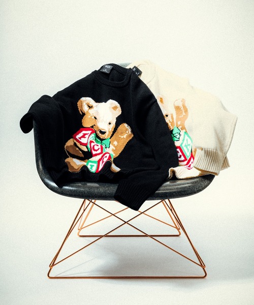 HUF(ハフ)の「GIFT BEAR INTARSIA SWEATER(ニット/セーター・メンズ・ブラック/オフホワイト・S/M/L/XL)」の16枚目の写真