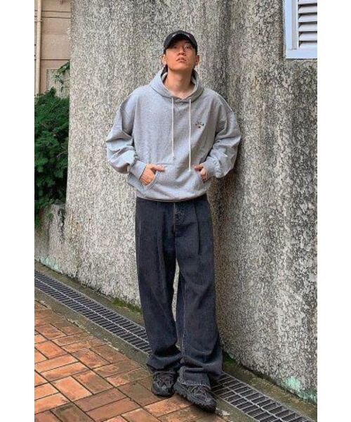 AECA(エイカ)の「EVERYDAY AECA CLOVER HOODIE-GREY(パーカー・レディース・その他・LARGE/SMALL/MEDIUM/X-LARGE/W)」の7枚目の写真