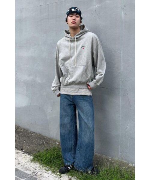 AECA(エイカ)の「EVERYDAY AECA CLOVER HOODIE-GREY(パーカー・レディース・その他・LARGE/SMALL/MEDIUM/X-LARGE/W)」の8枚目の写真