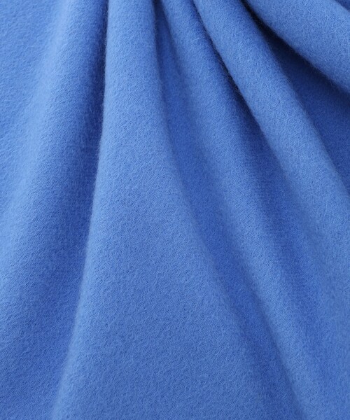 A/C DESIGN BY ALPHA CUBIC（エーシーデザインバイアルファキュービック）の「カシミヤミックスマフラー【ウール65％・カシミヤ35％】（ストール/ショール・レディース・ライトグレー/オフホワイト/ブルー・フリー）」の11枚目の写真