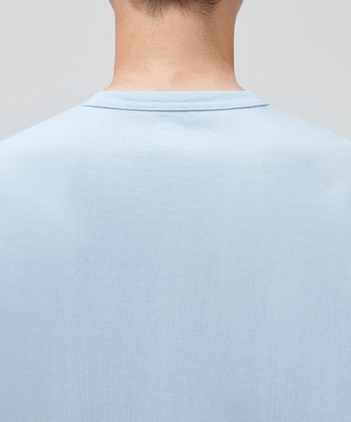 MUSINSA STANDARD（ムシンサスタンダード）の「リラックスフィットクルーネックTシャツ[パステルブルー]（Tシャツ/カットソー・メンズ・その他・XXX-LARGE/SMALL/MEDIUM/LARGE/X-LARGE/XX-LARGE）」の4枚目の写真