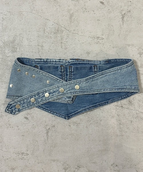 FOLLOWIN（フォロウィン）の「2WAYウエストデザインワイドデニムパンツ【ベルト取り外し可】（デニムパンツ・レディース・ブラック/ブルー/ライトブルー・LARGE/MEDIUM/SMALL）」の16枚目の写真