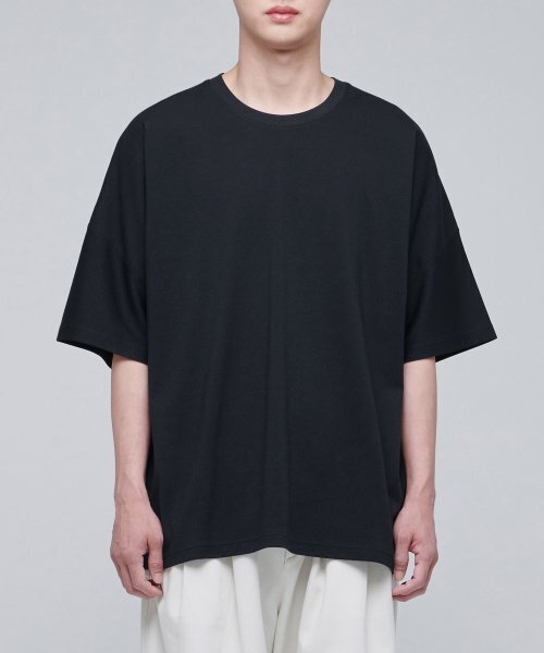 MUSINSA STANDARD（ムシンサスタンダード）の「フォンテドルマンスリーブオーバーサイズ半袖Tシャツ[ブラック]（Tシャツ/カットソー・メンズ・その他・MEDIUM/LARGE/X-LARGE/XX-LARGE）」の2枚目の写真