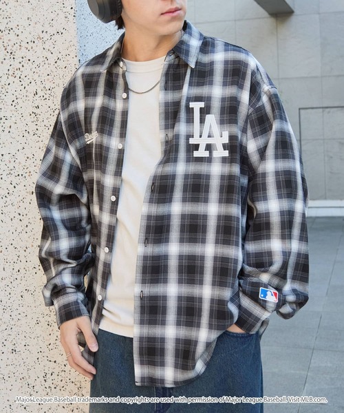 MLB（メジャーリーグベースボール）の「MLB/メジャーリーグベースボール 別注 ロゴ刺繍 オーバーサイズ レギュラーカラー長袖チェックシャツ（シャツ/ブラウス・メンズ・ブラック/グレー/ネイビー系/ブラウン/ベージュ系/ブラック系・M/L）」の7枚目の写真