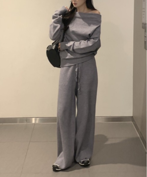 center i(センターアイ)の「【セットアップ】オフショルダートップス+イージーパンツ(セットアップ・レディース・ブラック/グレー/オフホワイト・FREE)」の15枚目の写真