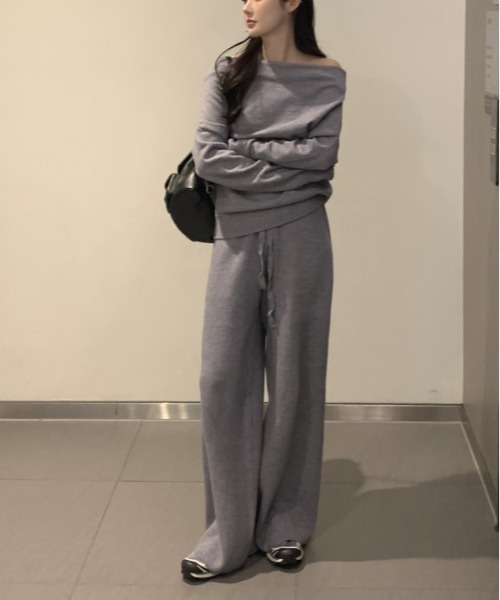 center i(センターアイ)の「【セットアップ】オフショルダートップス+イージーパンツ(セットアップ・レディース・ブラック/グレー/オフホワイト・FREE)」の16枚目の写真