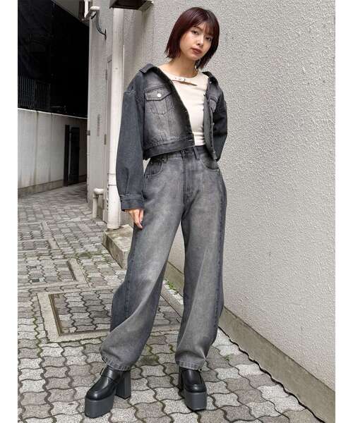 MURUA（ムルーア）の「【セットアップ対応】サイドタックワイドデニム（デニムパンツ・レディース・ミント/ピンク/ブラック/アイボリー・2/1）」の7枚目の写真