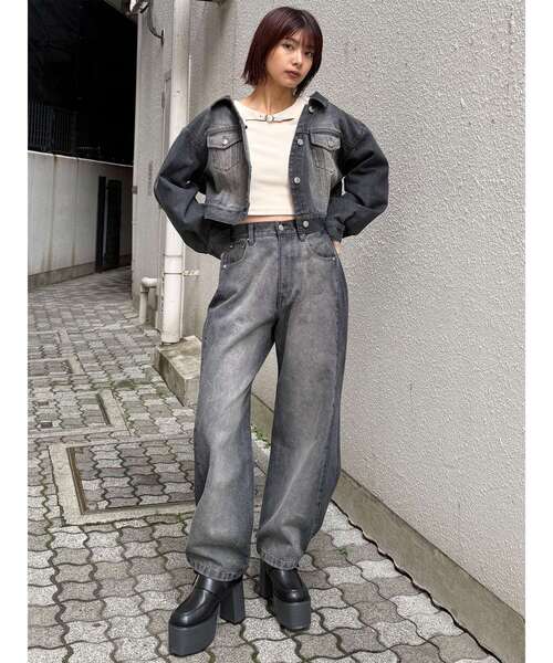 MURUA（ムルーア）の「【セットアップ対応】サイドタックワイドデニム（デニムパンツ・レディース・ミント/ピンク/ブラック/アイボリー・2/1）」の10枚目の写真