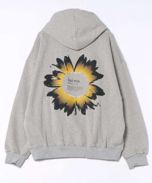 a.p.o.v.（エーピーオービー）の「a.p.o.v. パッチワークポイントビッグフラワーバックプリントオーバーサイズスウェットプルオーバーパーカー（パーカー・メンズ・ブラック/グレー・ONESIZE）」の4枚目の写真