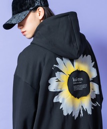 a.p.o.v.（エーピーオービー）の「a.p.o.v. パッチワークポイントビッグフラワーバックプリントオーバーサイズスウェットプルオーバーパーカー（パーカー）」