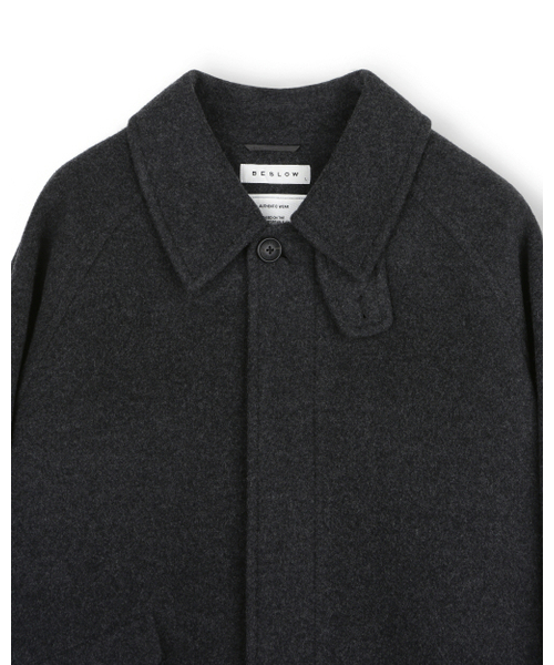 BESLOW(ビースロー)の「OVERSIZED TEXTURED CASHMERE BALMACAAN COAT MELANGE CHARCOAL(チェスターコート・メンズ・その他・SMALL/MEDIUM/LARGE/X-LARGE/X-SMALL)」の7枚目の写真