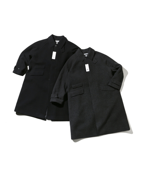BESLOW(ビースロー)の「OVERSIZED TEXTURED CASHMERE BALMACAAN COAT MELANGE CHARCOAL(チェスターコート・メンズ・その他・SMALL/MEDIUM/LARGE/X-LARGE/X-SMALL)」の4枚目の写真