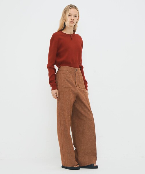 caban(キャバン)の「コットンカシミヤ ヘンリーネッククロップドプルーバー(ニット/セーター・レディース・ライトベージュ/ブラック/キャメル/レッド/ネイビー・FREE)」の15枚目の写真