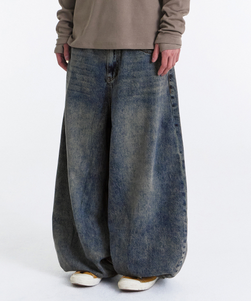 KICHUL(キチョル)の「BALLOON FIT DENIM PANTS (BROWN TIN WASHED)(デニムパンツ・レディース・その他・LARGE/MEDIUM/SMALL/X-SMALL/XX-SMALL)」の2枚目の写真