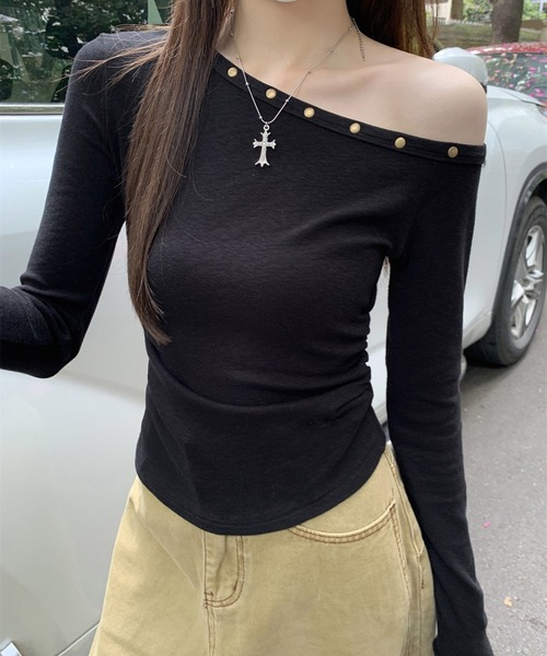 MEMECLE(メメクル)の「【MEMECLE/メメクル】ワンショルスタッズカットソー(Tシャツ/カットソー・レディース・ブラック/ホワイト・M/S)」の17枚目の写真